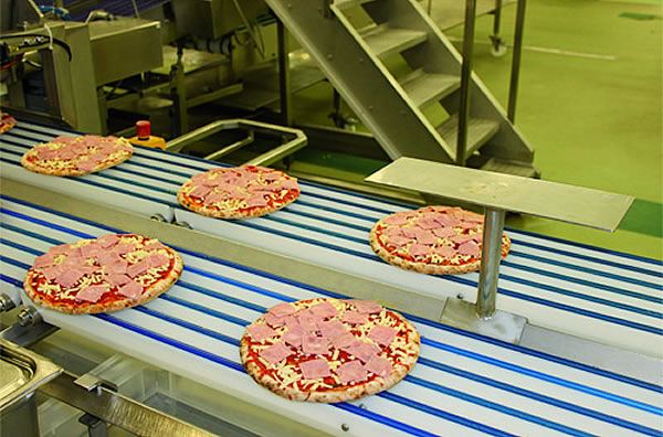 industrial food conveyor for pizza