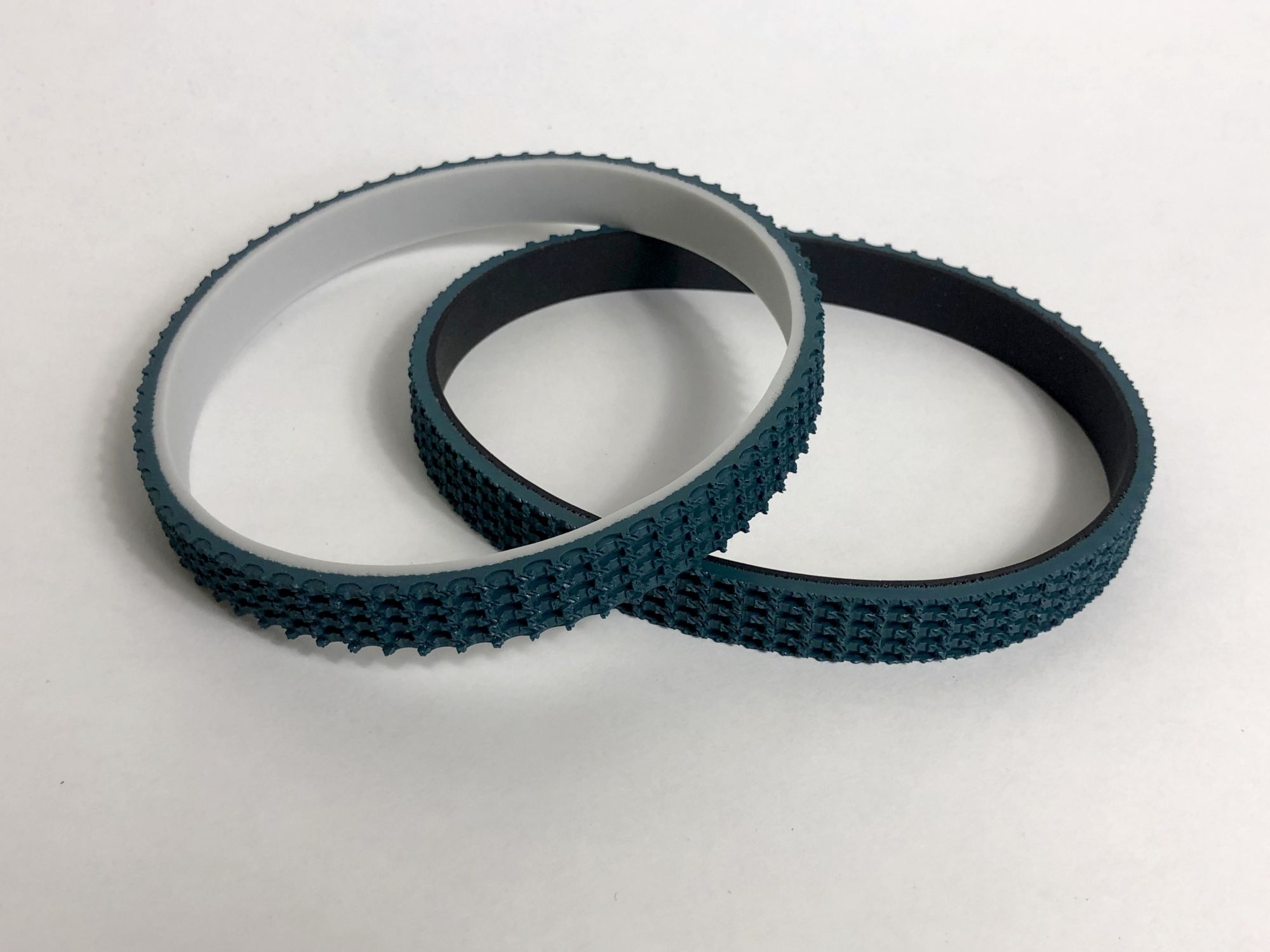 polyurethane conveyor elastic belt with PVC grip